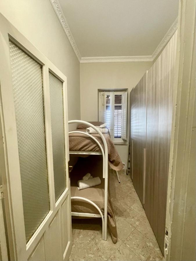 פלרמו Apartament Dimora Di Maury A Due Passi Dai Trasporti E Da Ballaro מראה חיצוני תמונה
