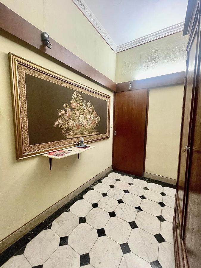 פלרמו Apartament Dimora Di Maury A Due Passi Dai Trasporti E Da Ballaro מראה חיצוני תמונה