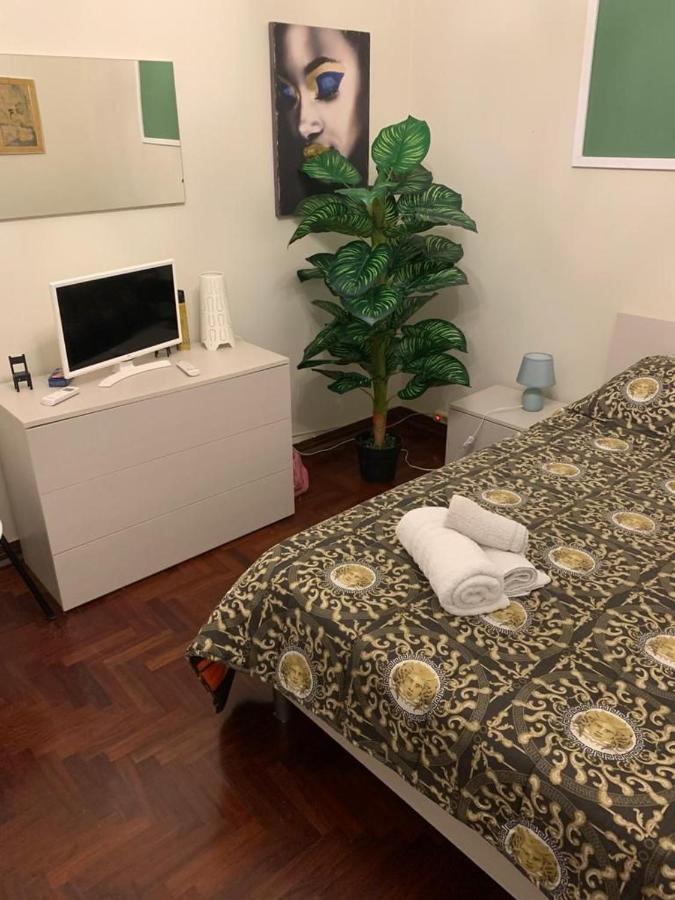 פלרמו Apartament Dimora Di Maury A Due Passi Dai Trasporti E Da Ballaro מראה חיצוני תמונה