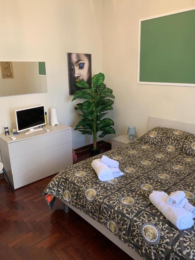 פלרמו Apartament Dimora Di Maury A Due Passi Dai Trasporti E Da Ballaro מראה חיצוני תמונה
