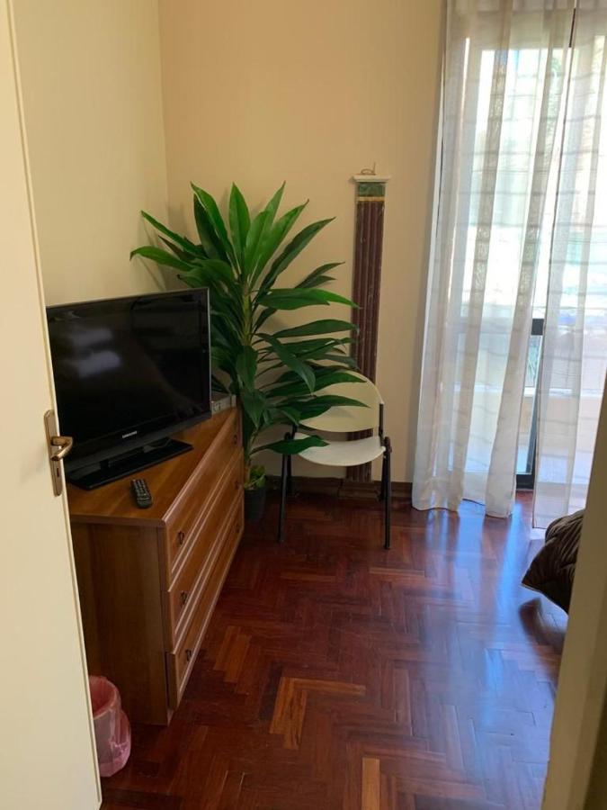 פלרמו Apartament Dimora Di Maury A Due Passi Dai Trasporti E Da Ballaro מראה חיצוני תמונה