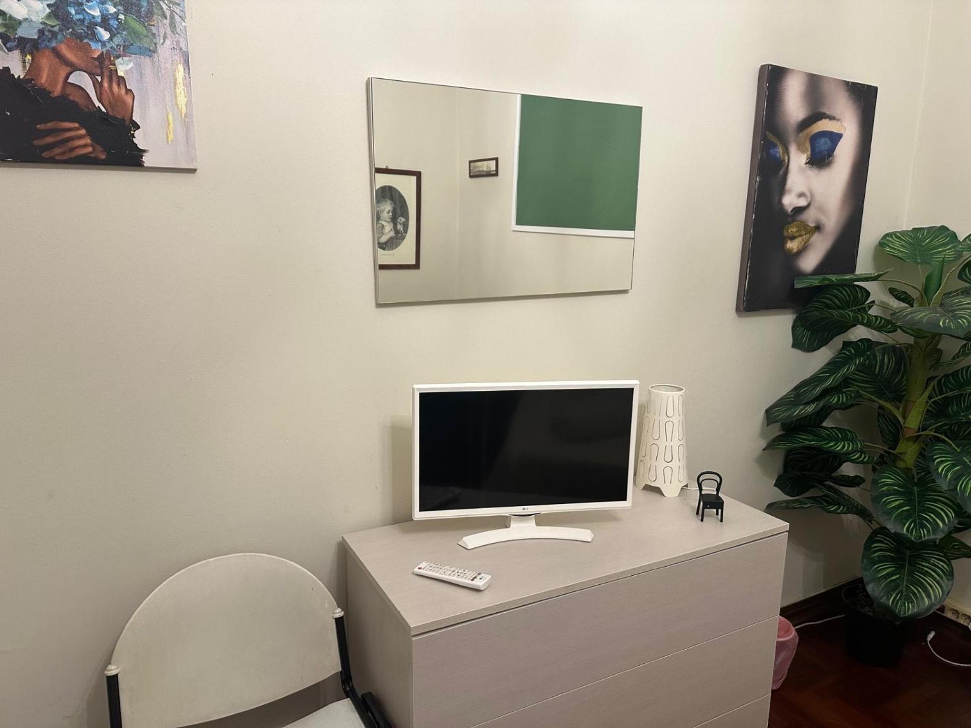פלרמו Apartament Dimora Di Maury A Due Passi Dai Trasporti E Da Ballaro מראה חיצוני תמונה