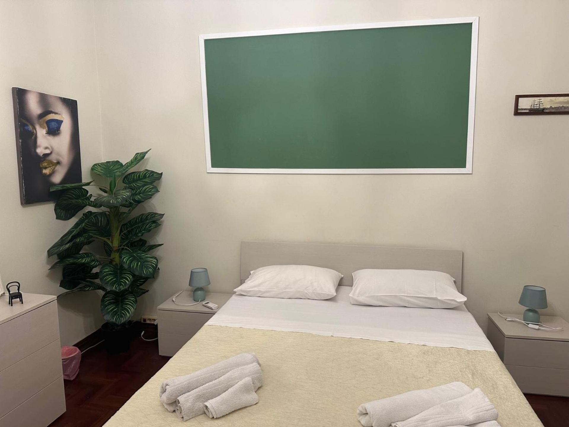 פלרמו Apartament Dimora Di Maury A Due Passi Dai Trasporti E Da Ballaro מראה חיצוני תמונה