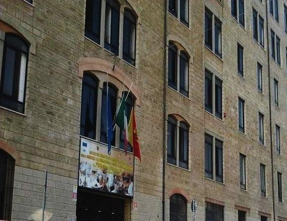פלרמו Apartament Dimora Di Maury A Due Passi Dai Trasporti E Da Ballaro מראה חיצוני תמונה